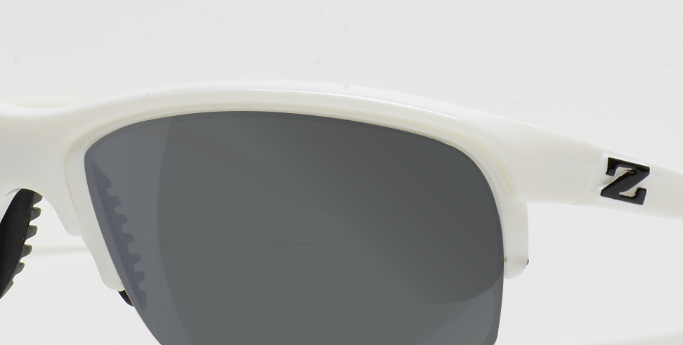 _0010_white-thunder-Gen-8-gray