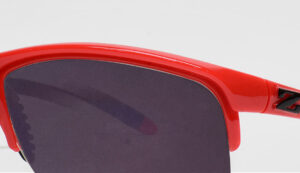 zoran-red-frame-grey-lens